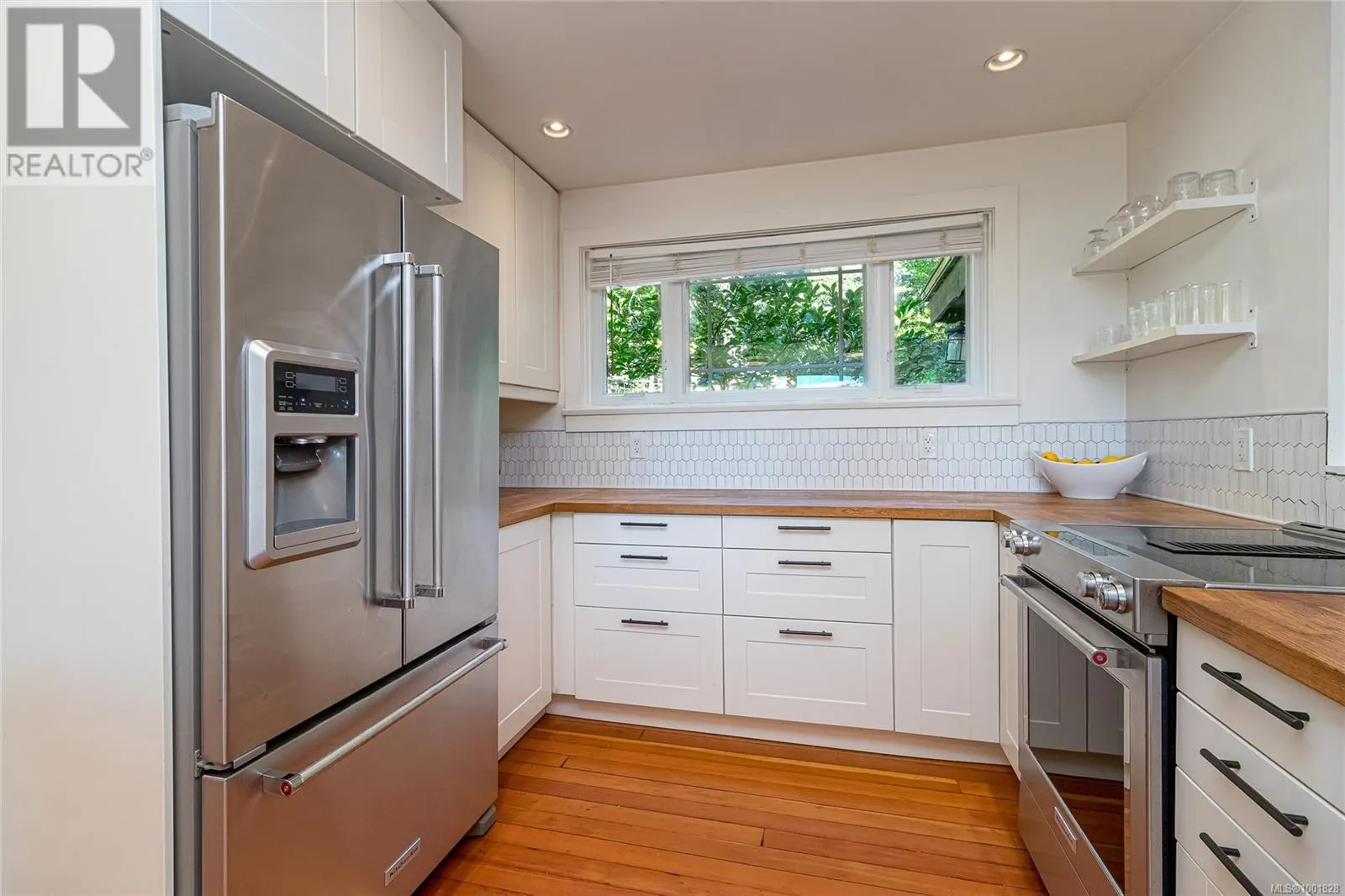 5168 Santa Clara Ave