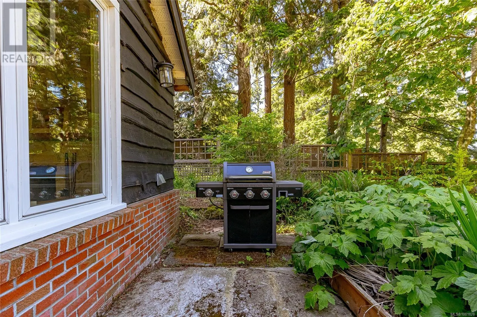 5168 Santa Clara Ave