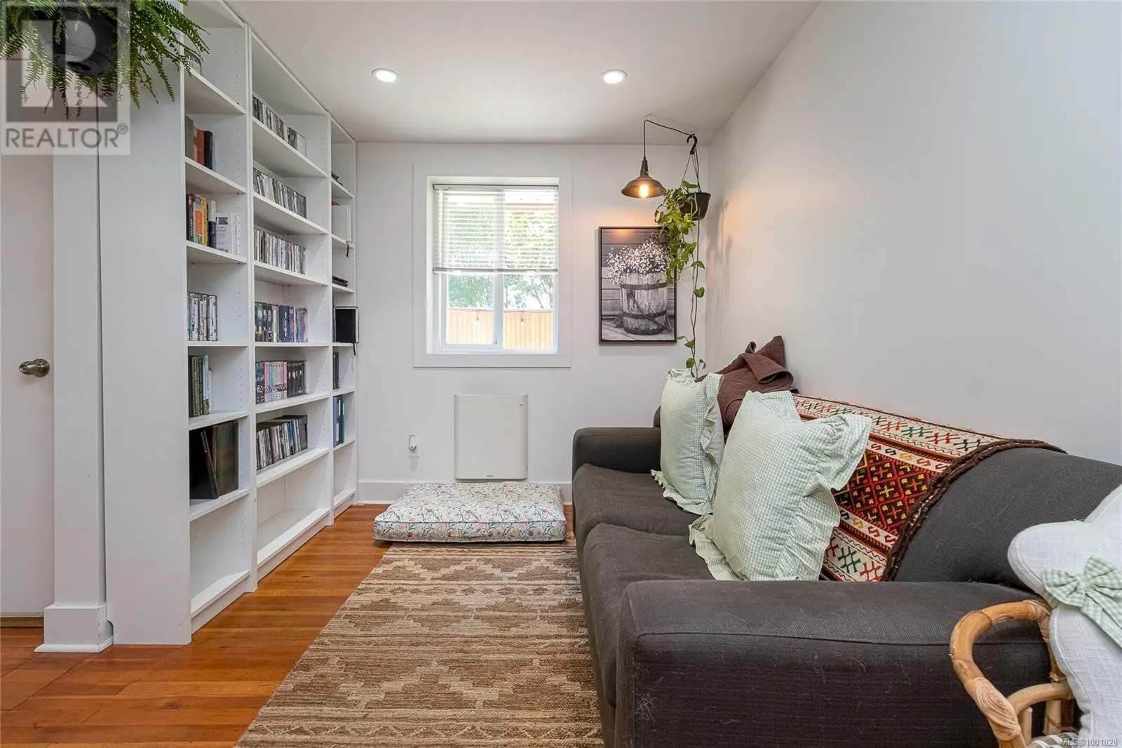5168 Santa Clara Ave