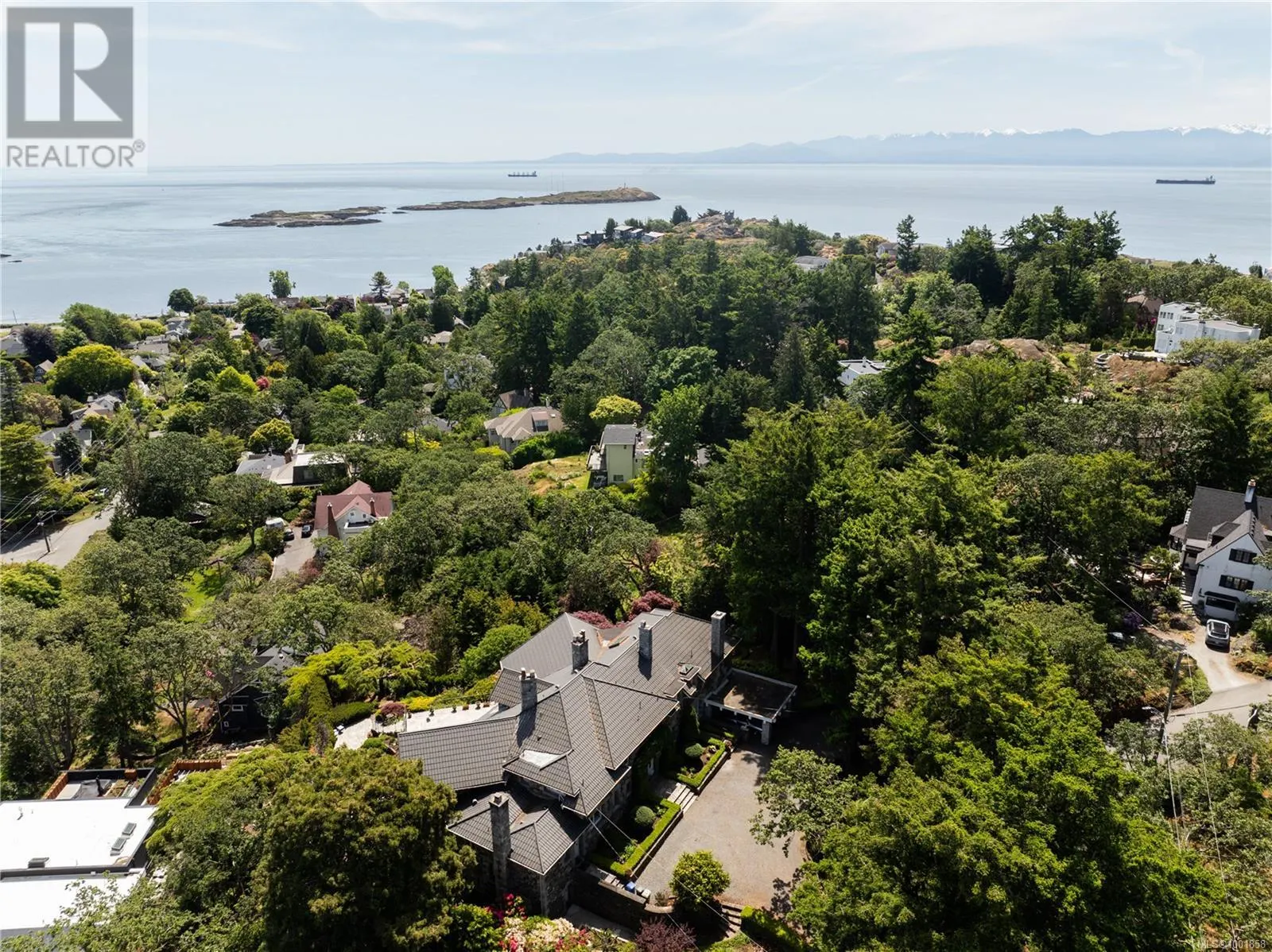 305 Denison Rd