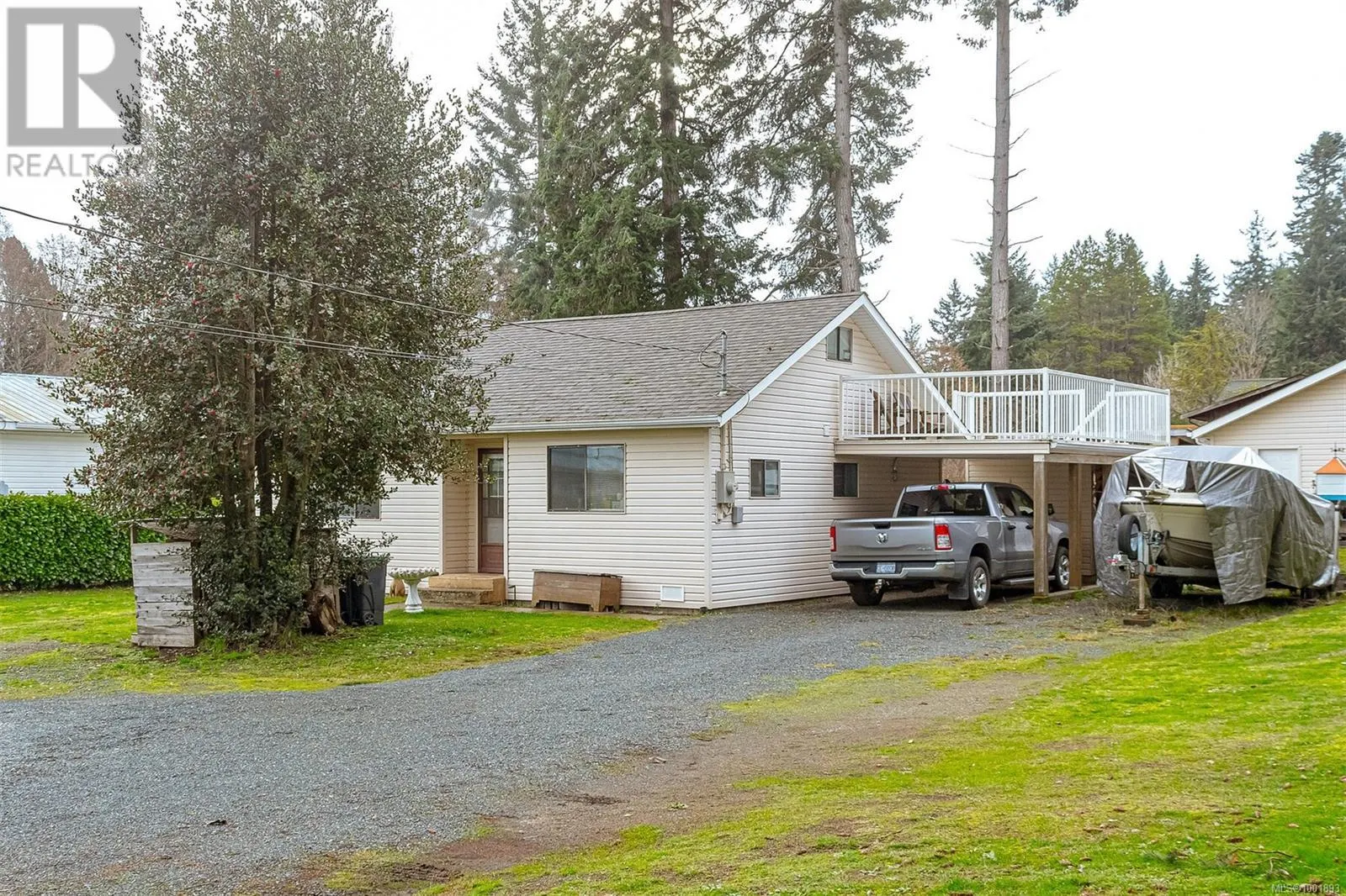 5580 Island Hwy W