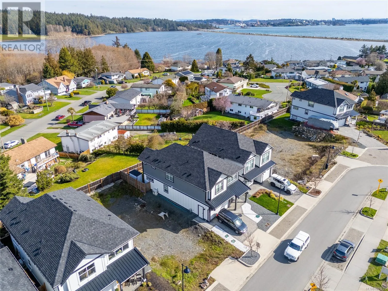 284 Seafield Rd