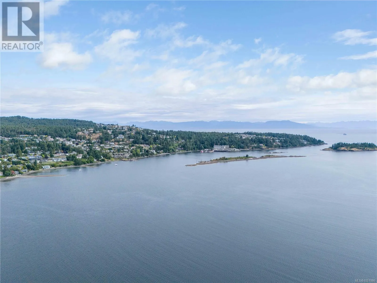 213 2815 Departure Bay Rd