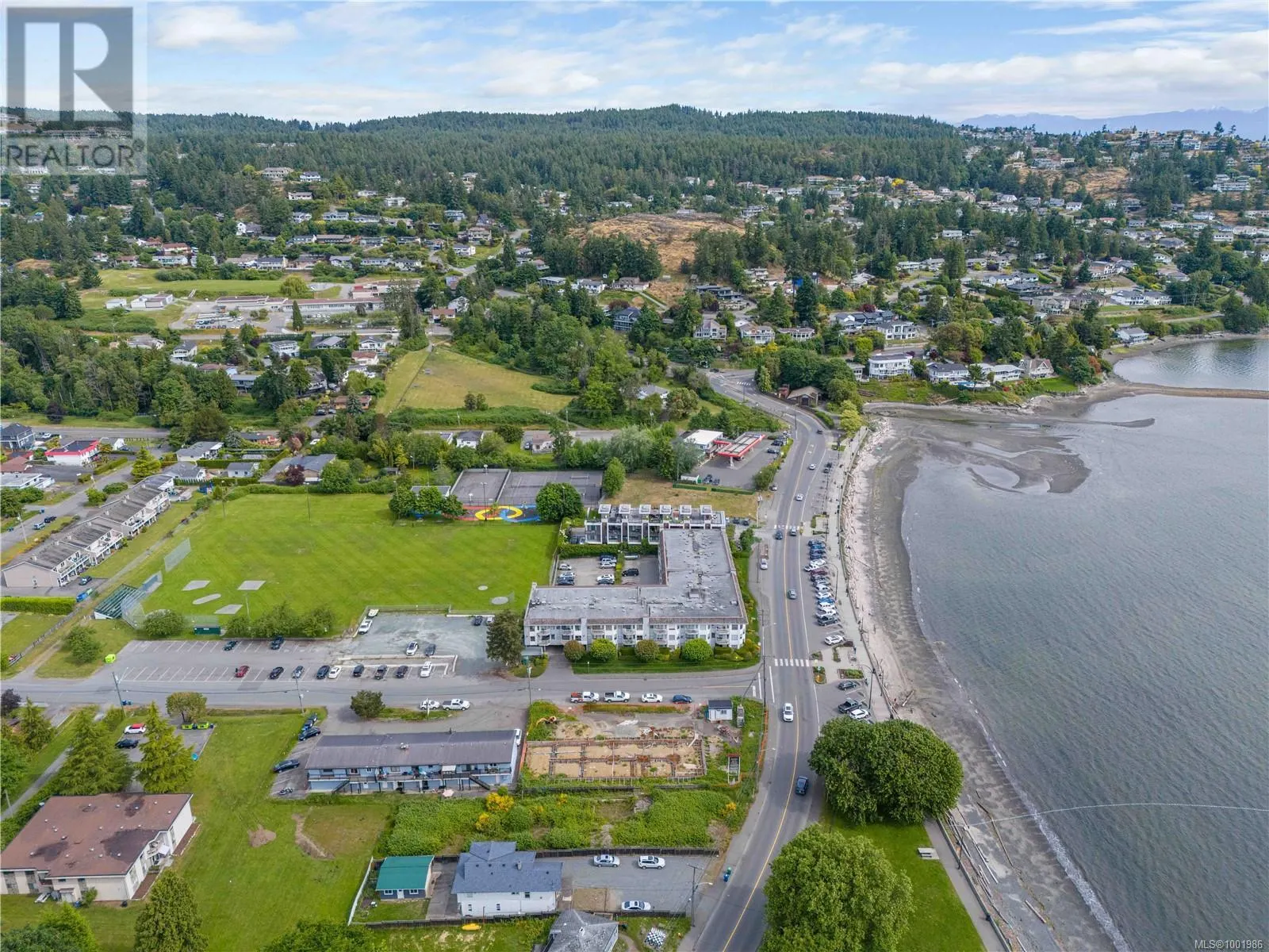 213 2815 Departure Bay Rd