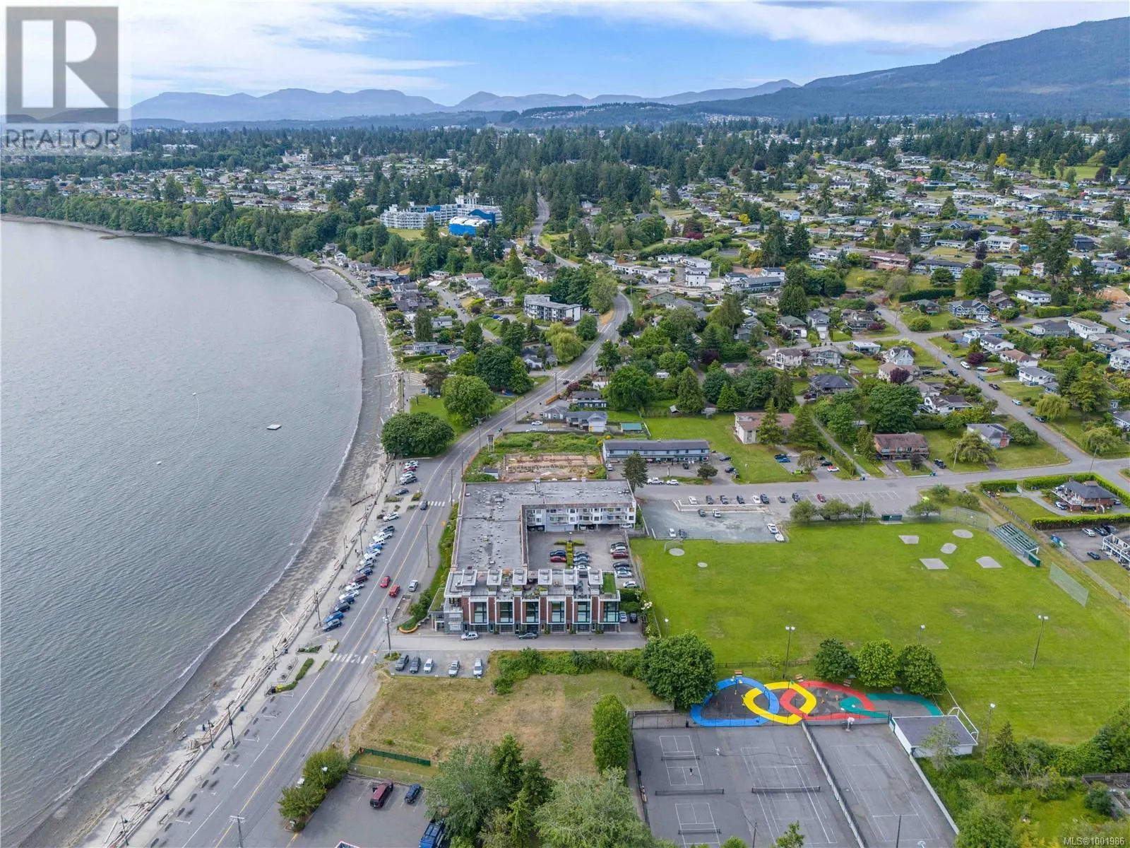 213 2815 Departure Bay Rd