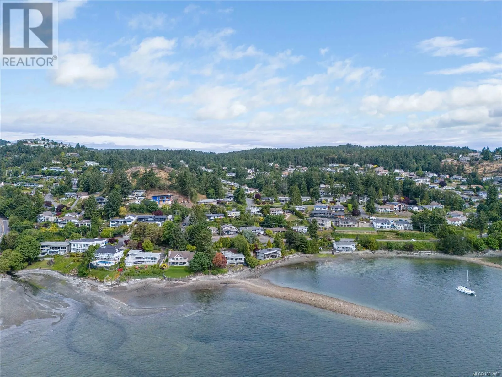 213 2815 Departure Bay Rd