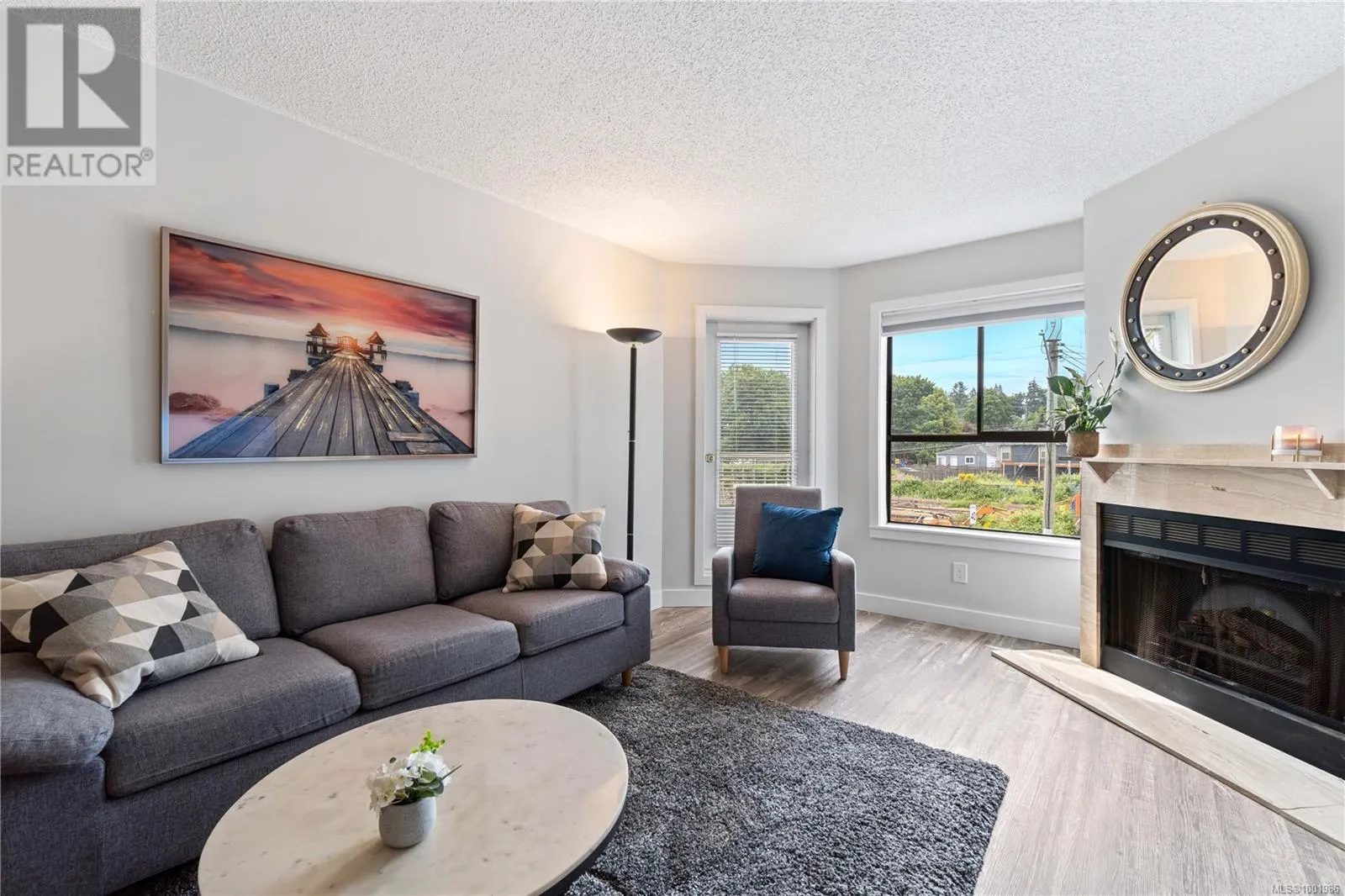 213 2815 Departure Bay Rd