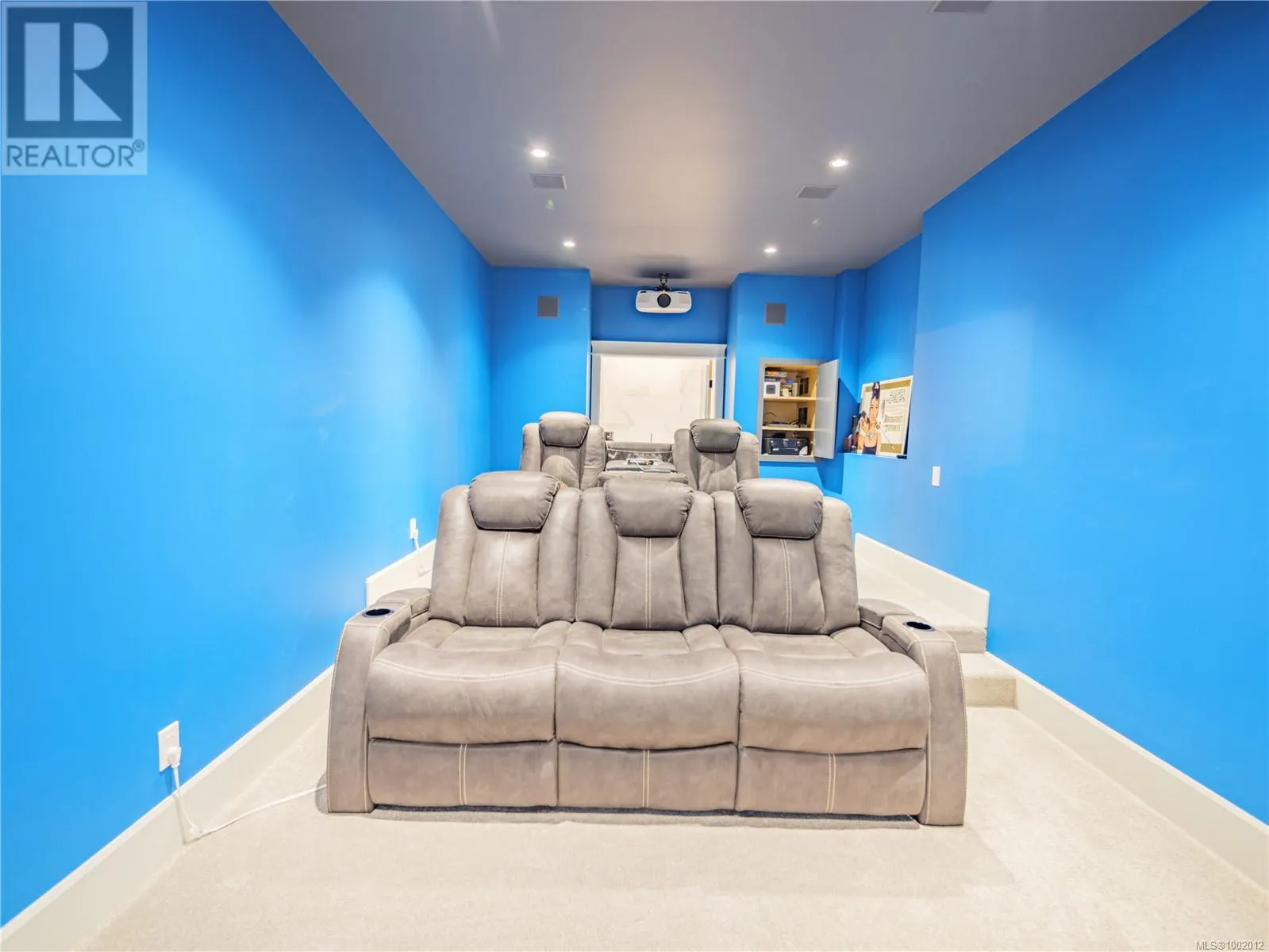 8400 Bloedel Dr