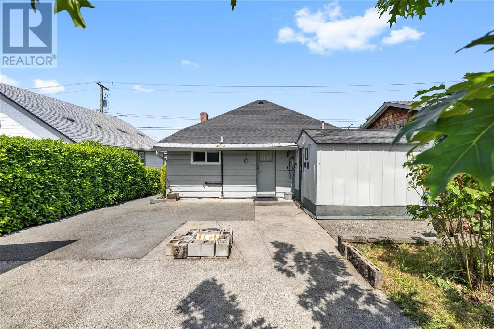 816 4th Ave