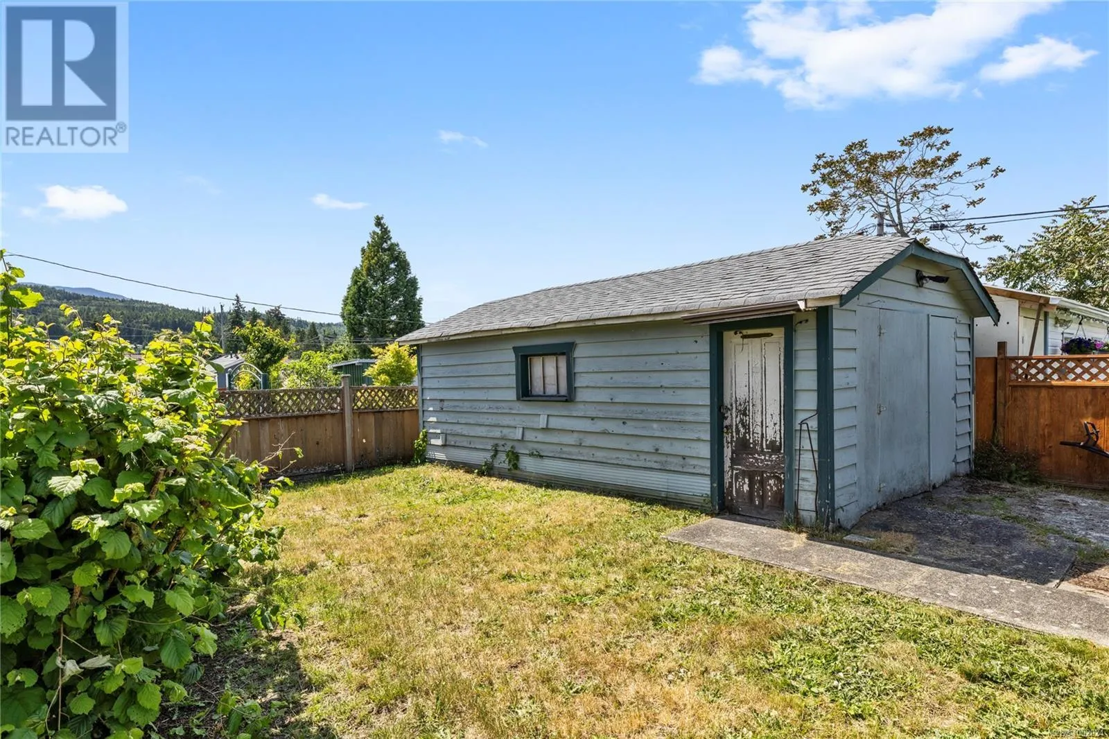 816 4th Ave