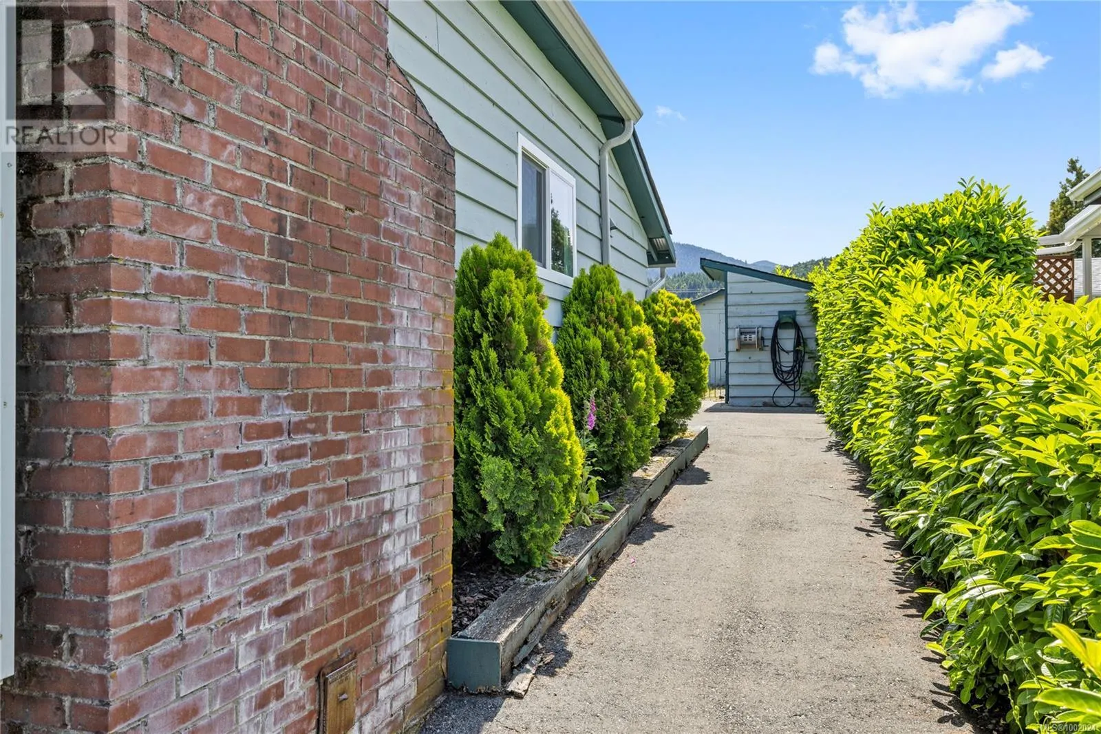 816 4th Ave