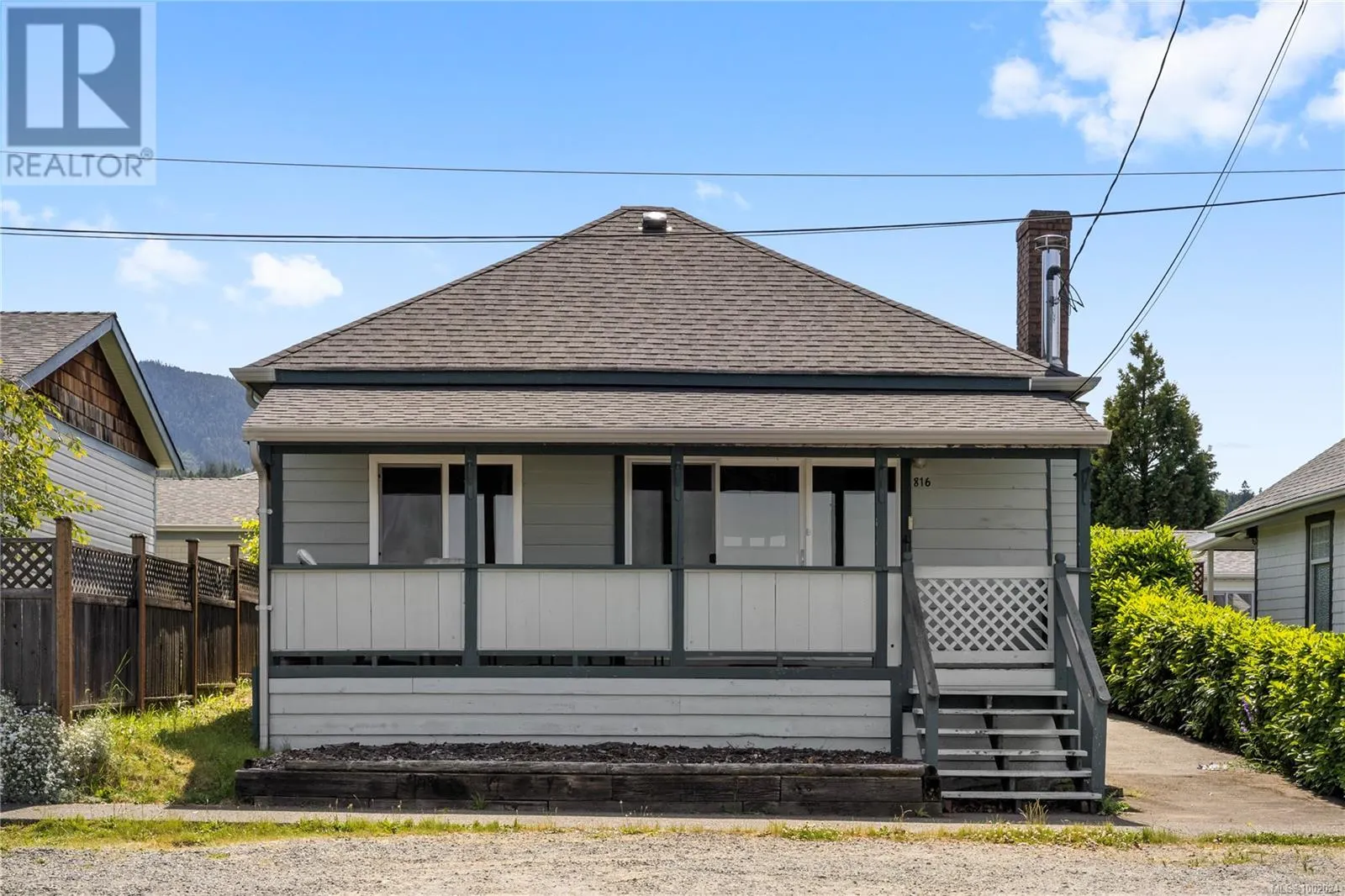 816 4th Ave