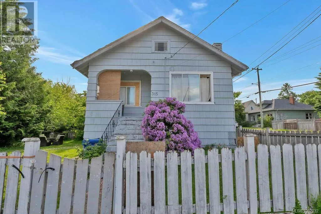 311, 307,315 Holly Ave