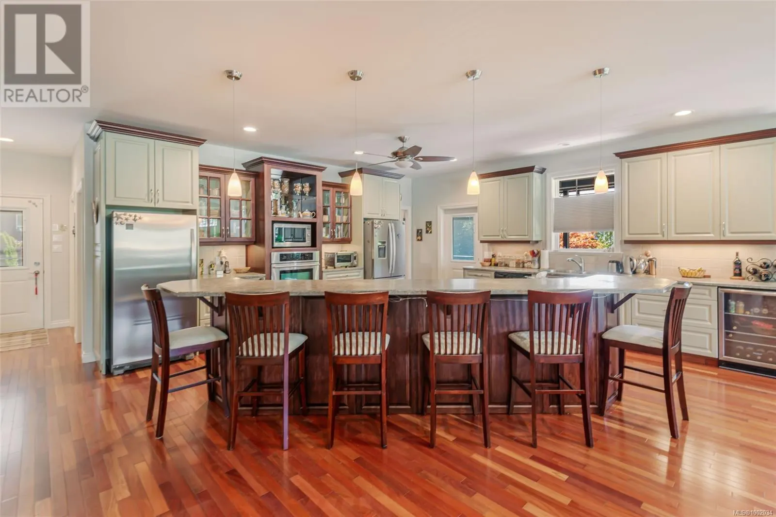 3596 Huff Dr