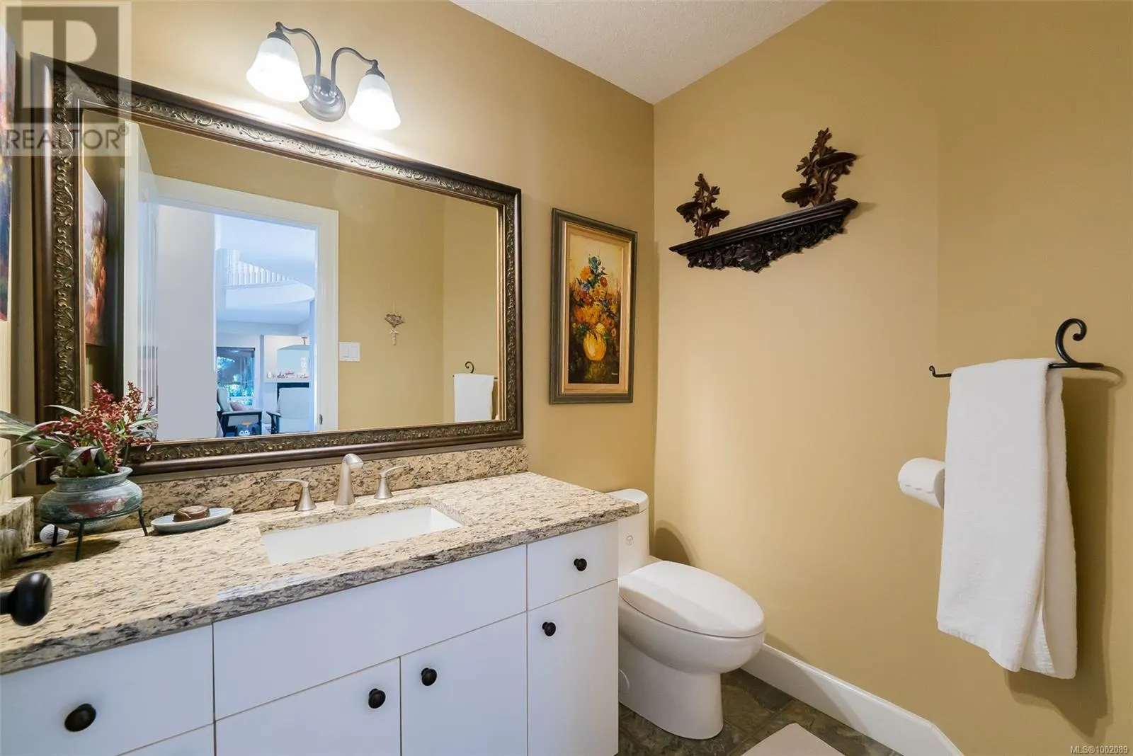 3689 Glen Oaks Dr
