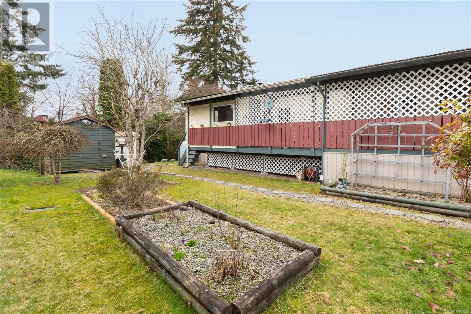 38 Honey Dr