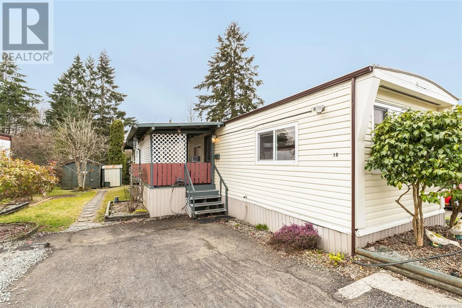 38 Honey Dr
