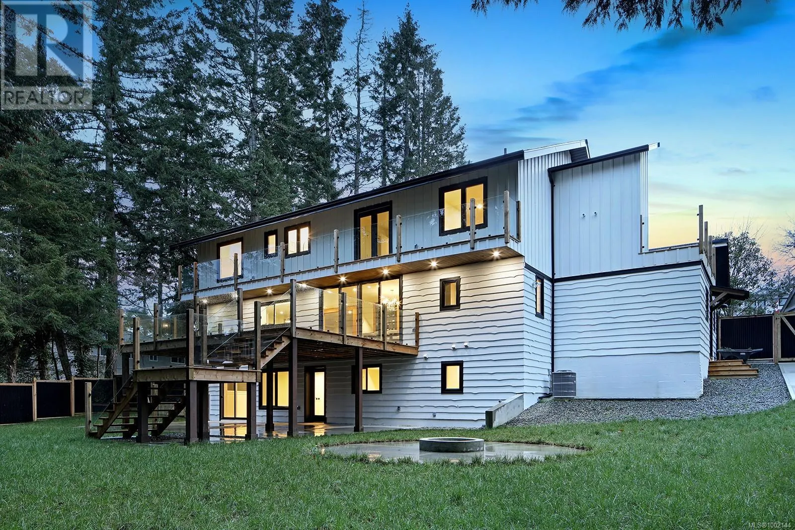 177 Sunningdale Rd E