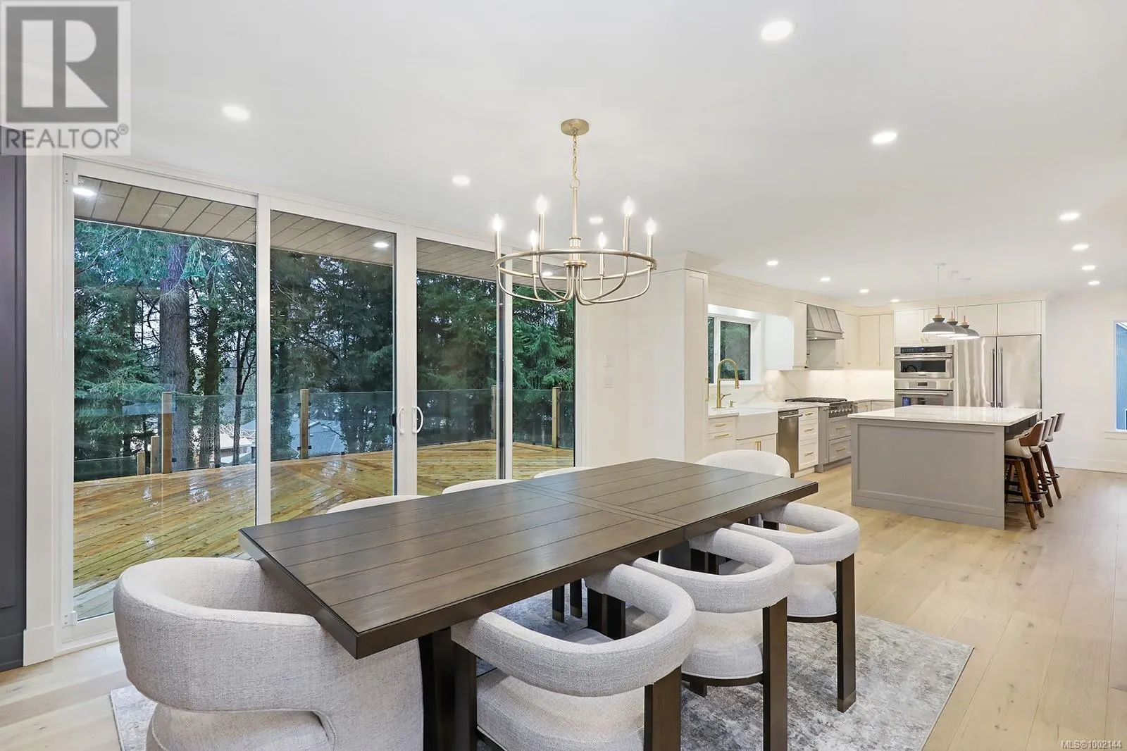 177 Sunningdale Rd E