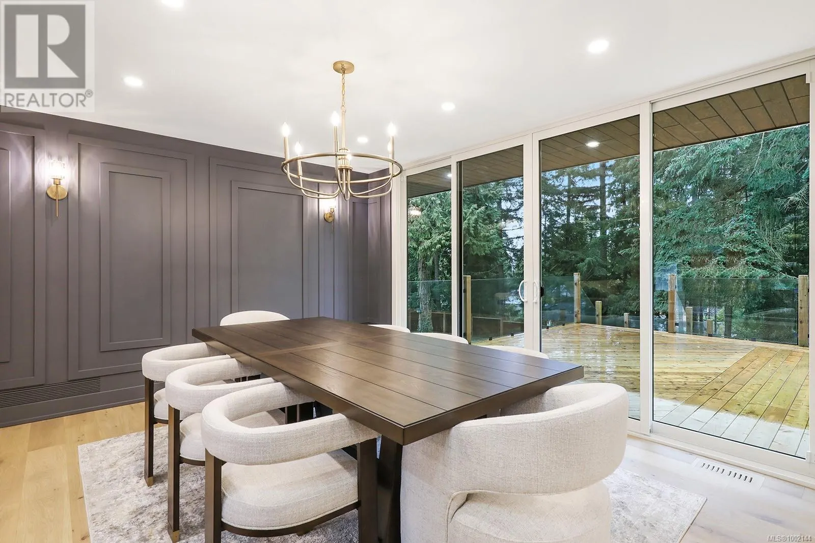 177 Sunningdale Rd E