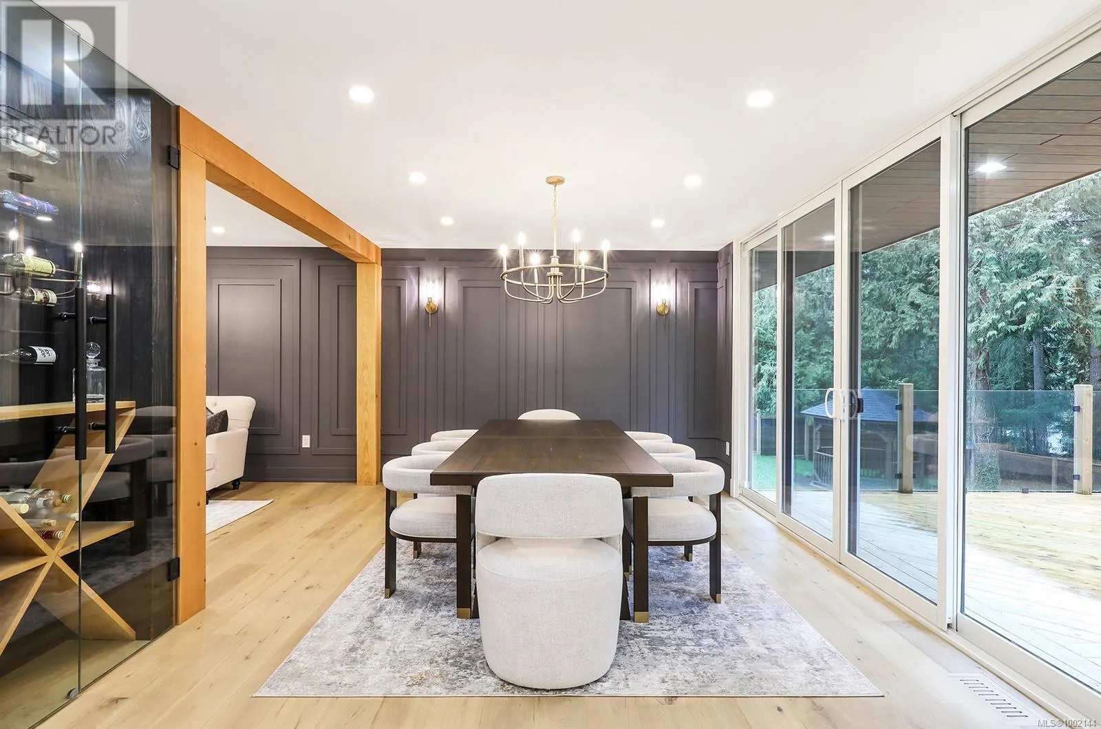 177 Sunningdale Rd E