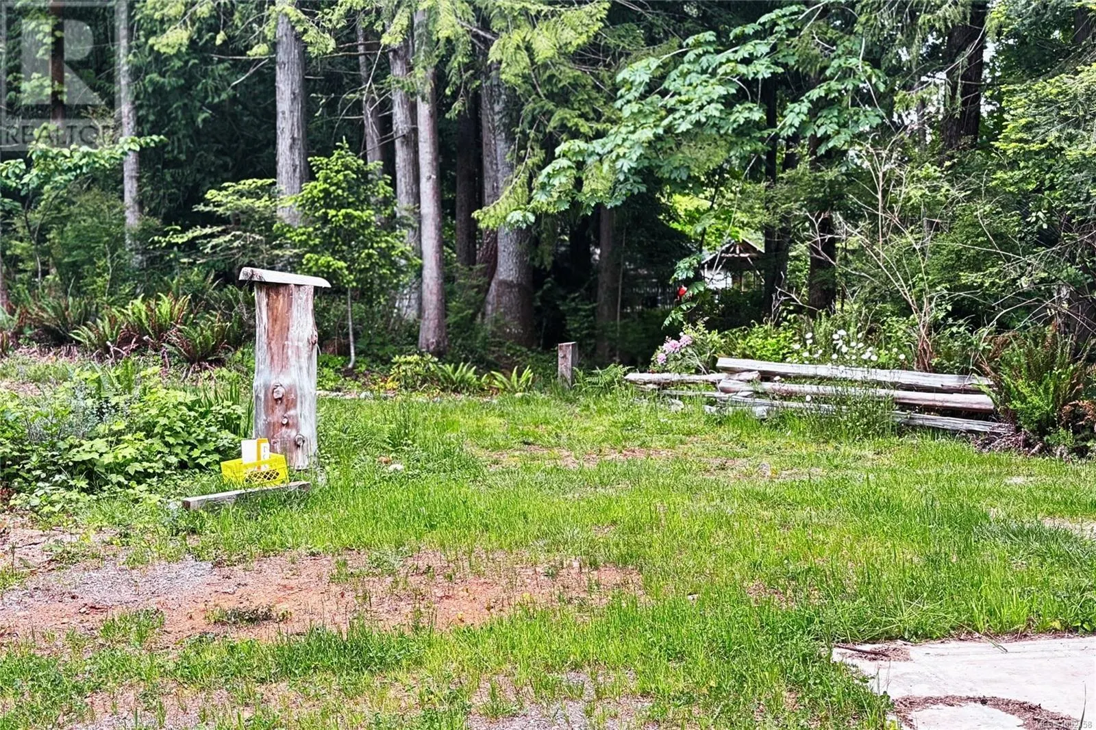 Lot C Island Hwy W