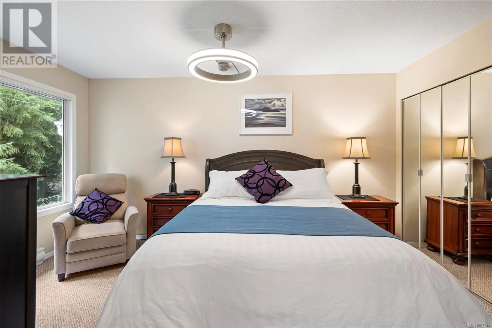 76 1135 Resort Dr