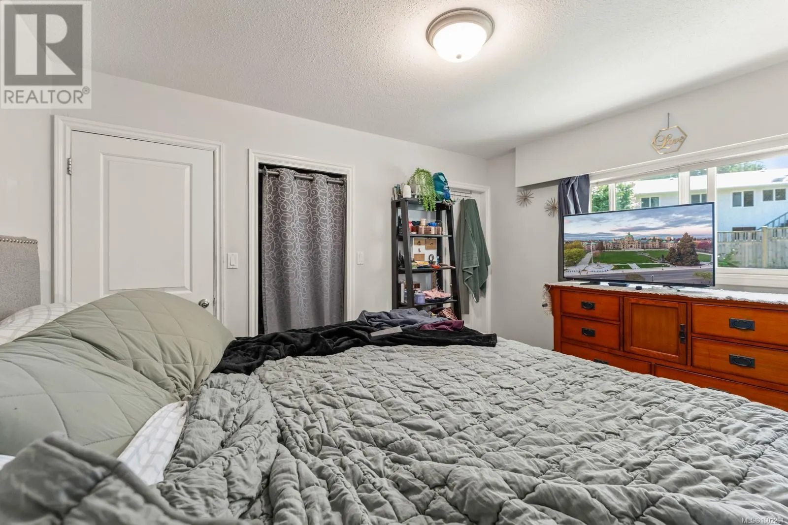 405 Tamarack Rd
