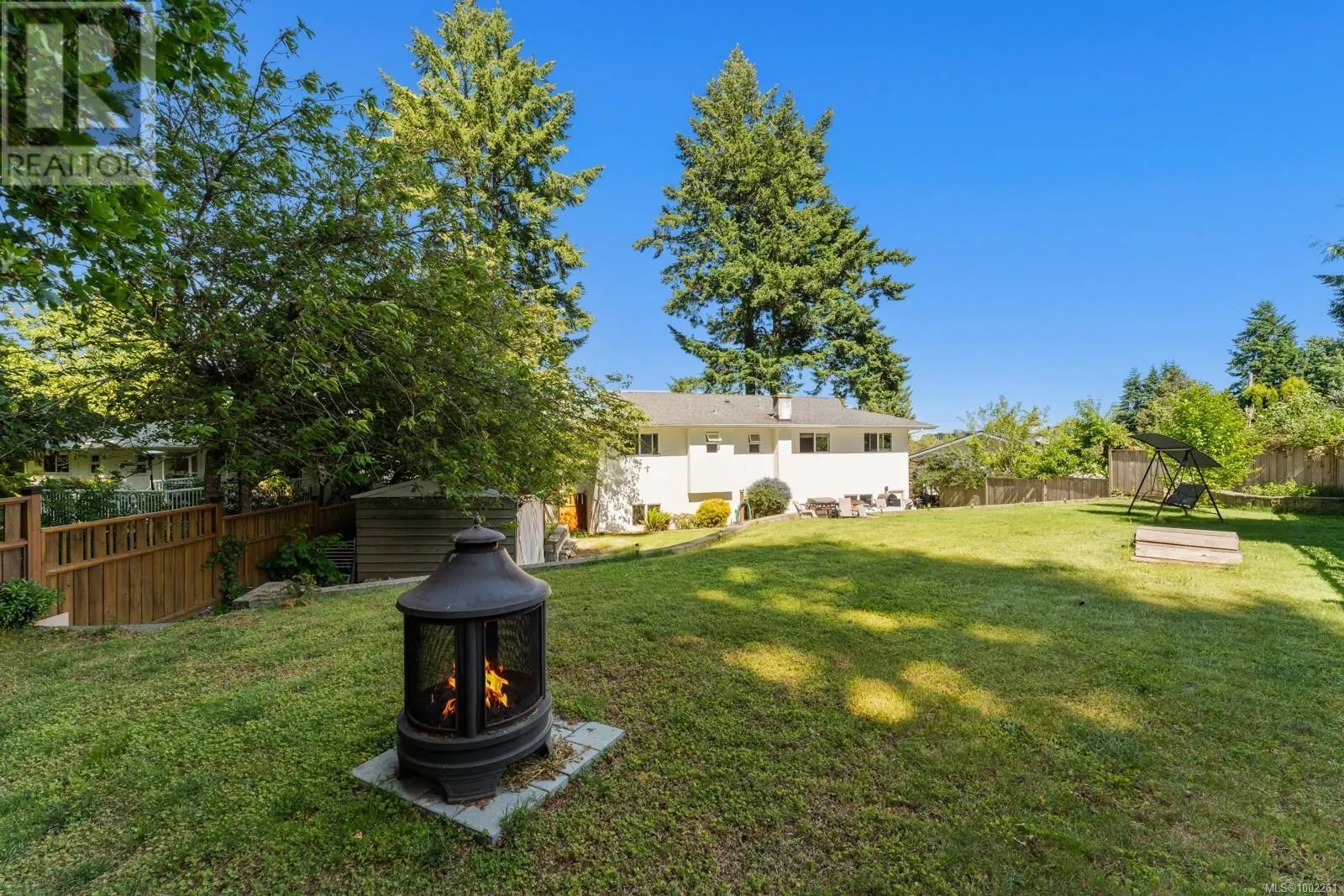 405 Tamarack Rd