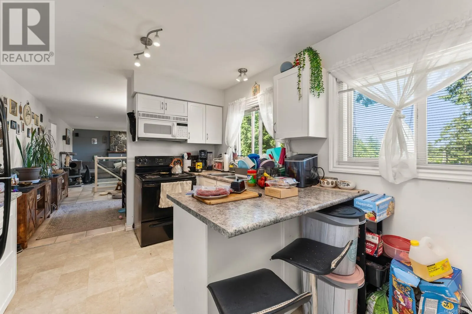 405 Tamarack Rd