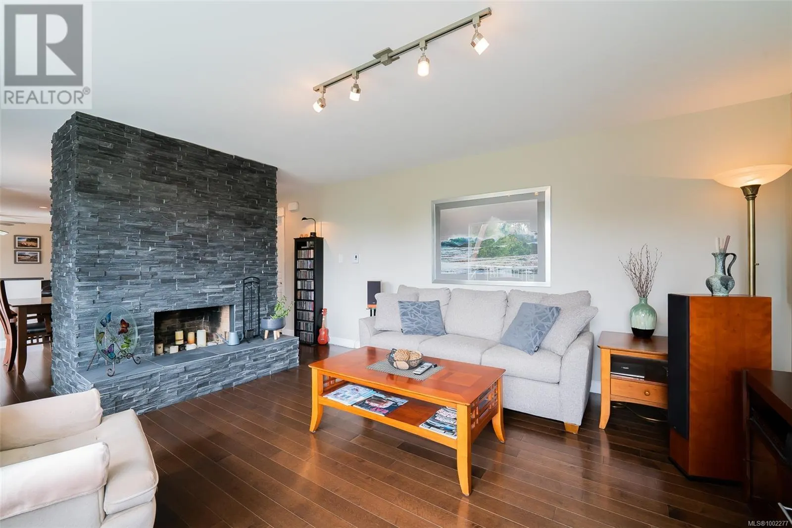388 Trinity Dr