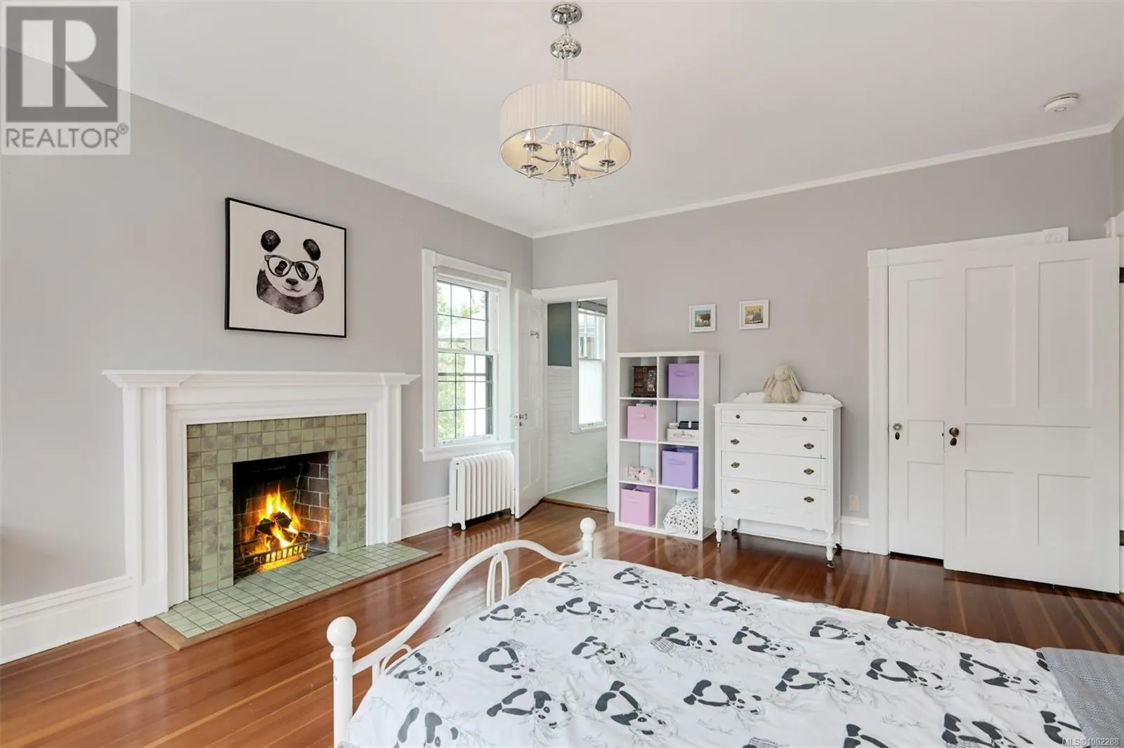 1630 York Pl
