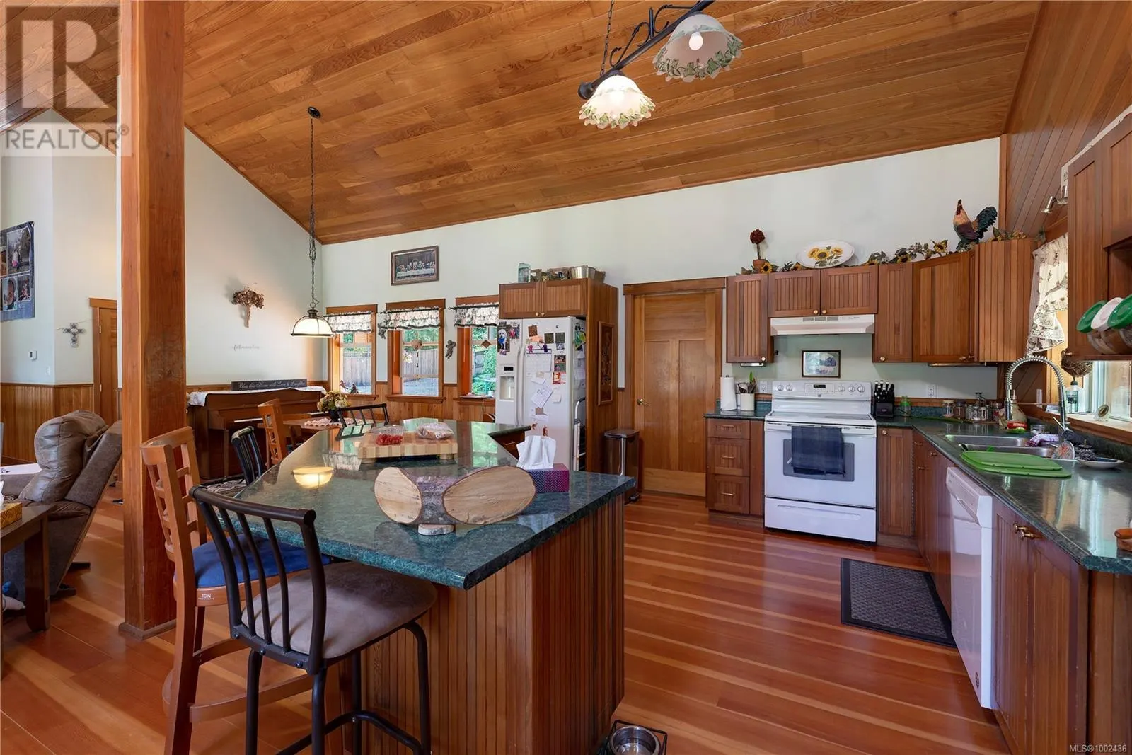 1205 Cherry Point Rd