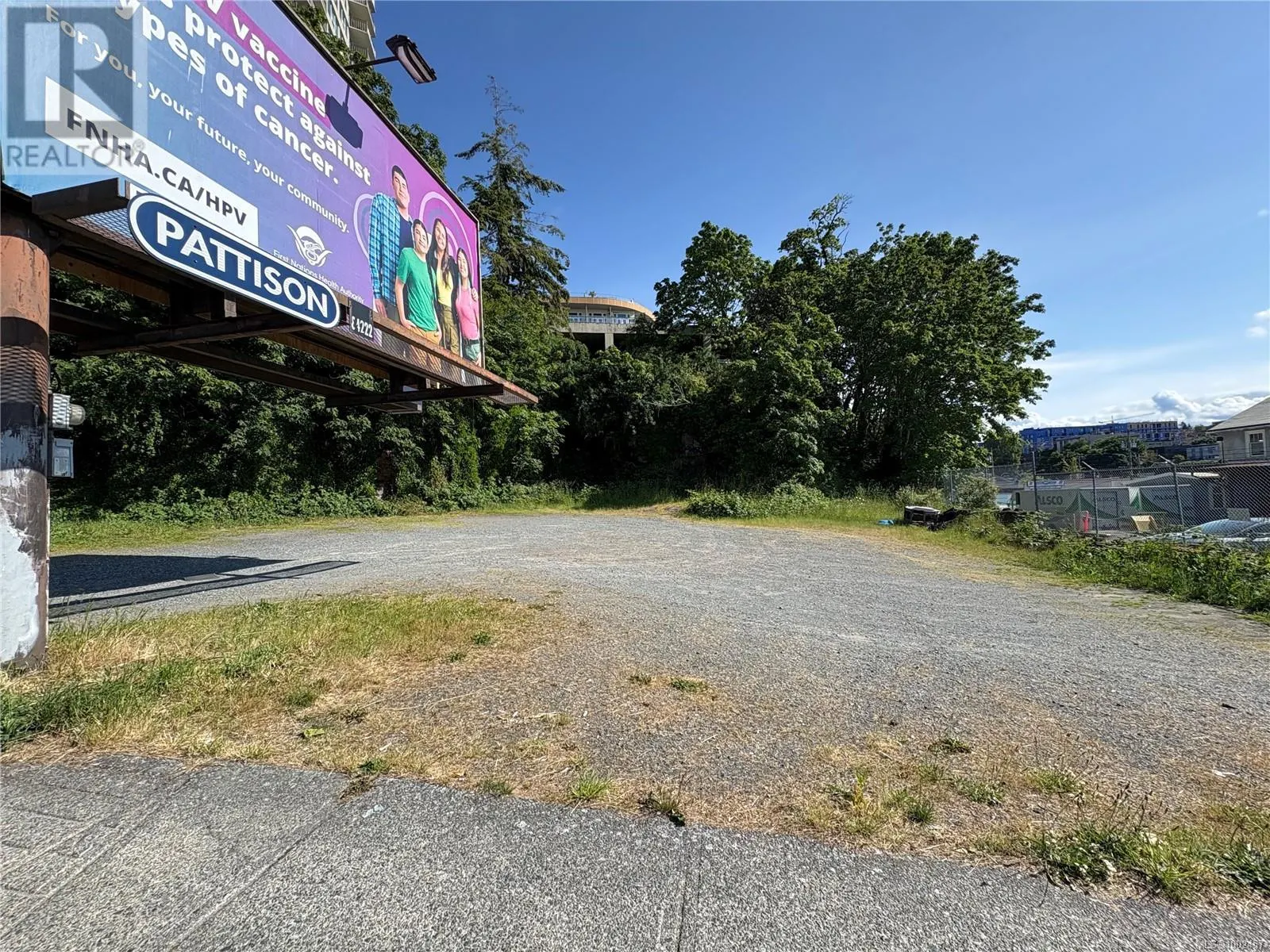 55 Comox Rd