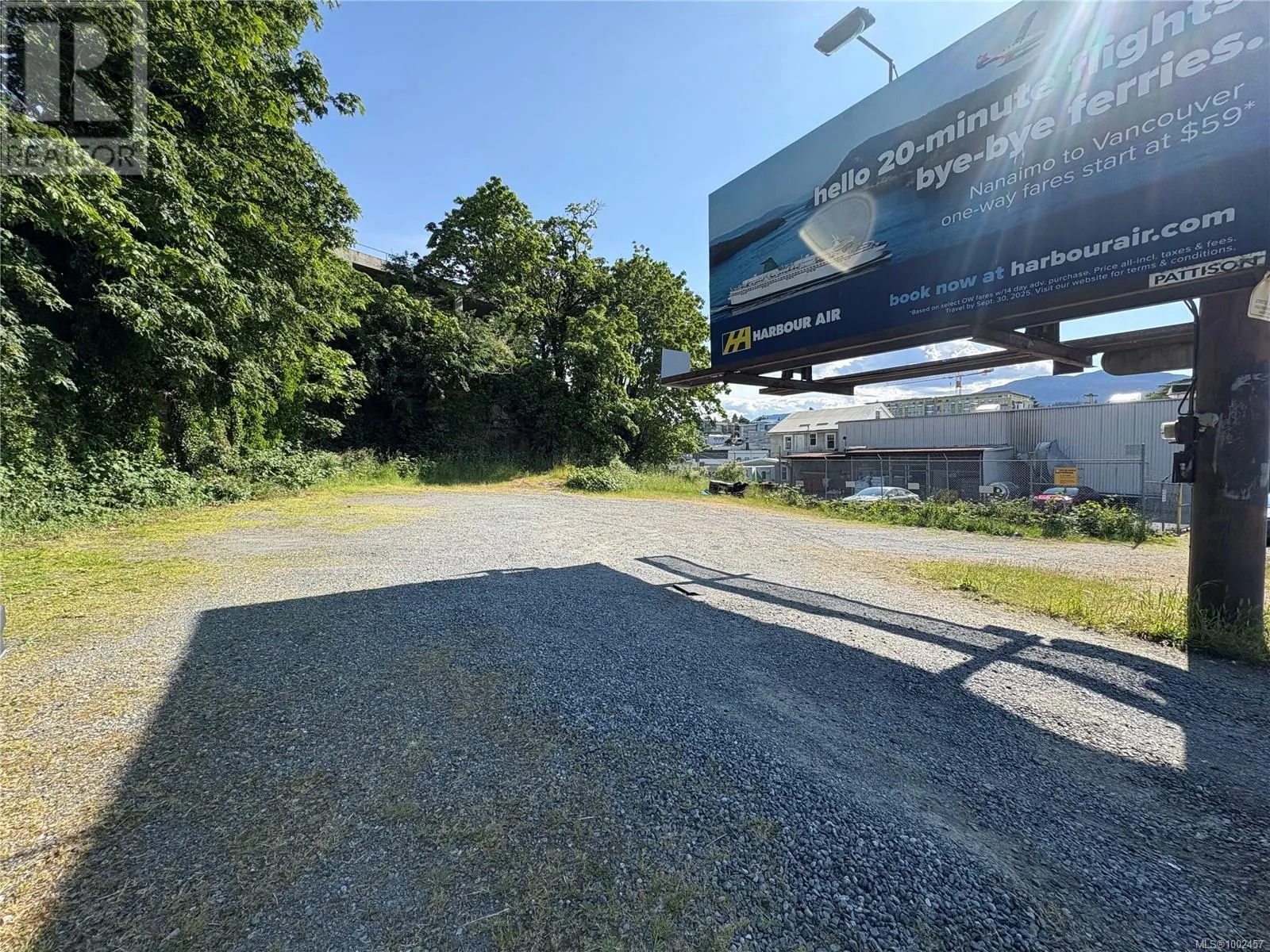 55 Comox Rd