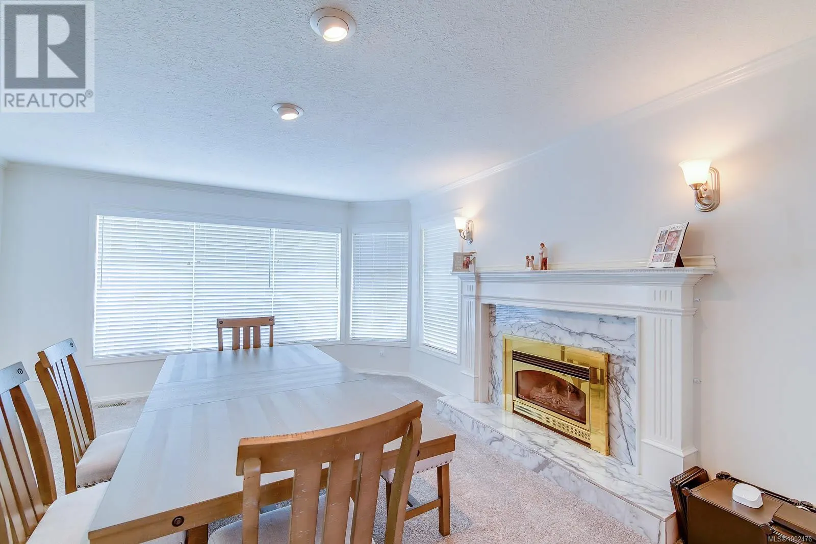 5561 Haslam Dr