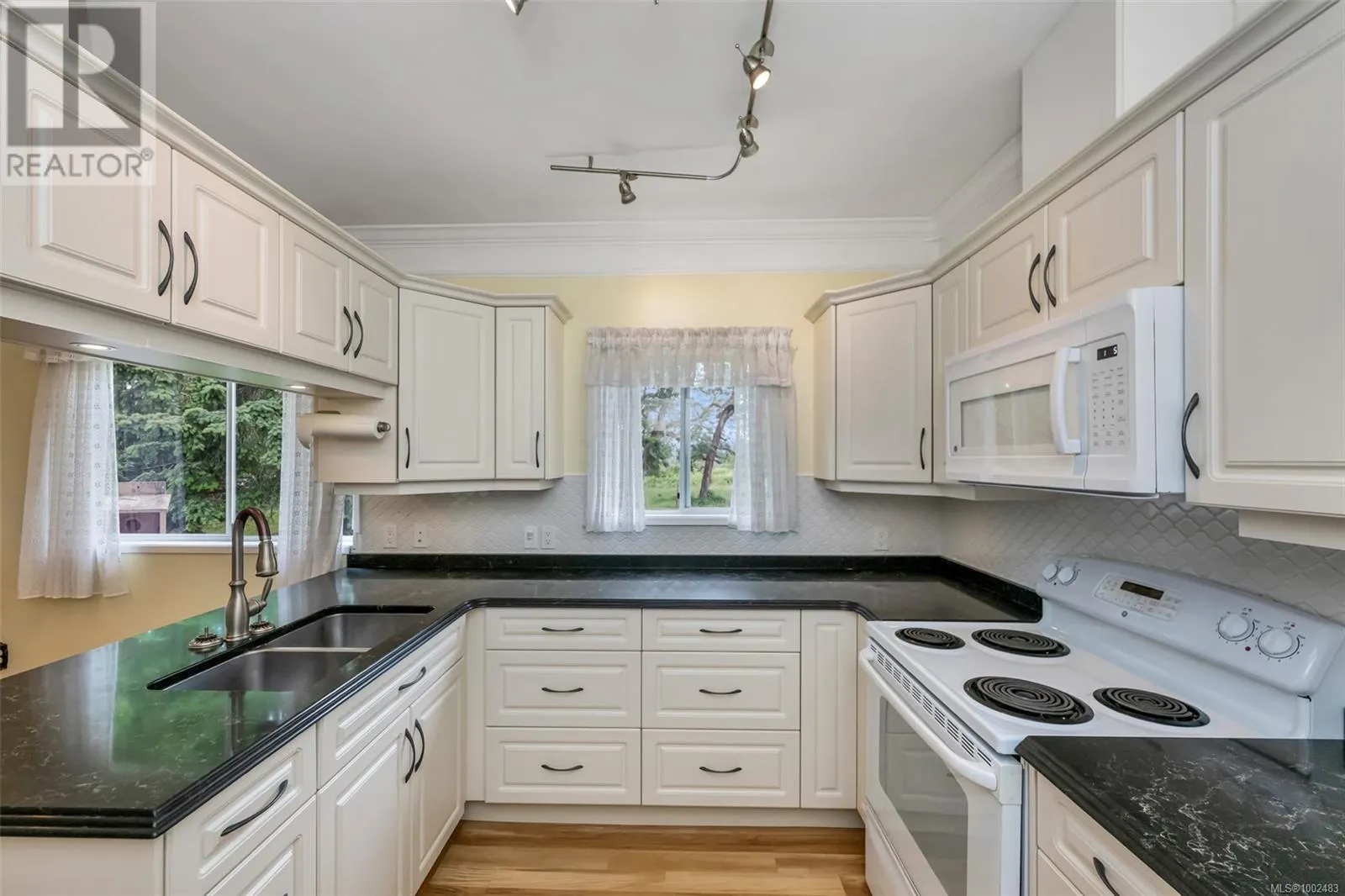 2375 Townend Rd