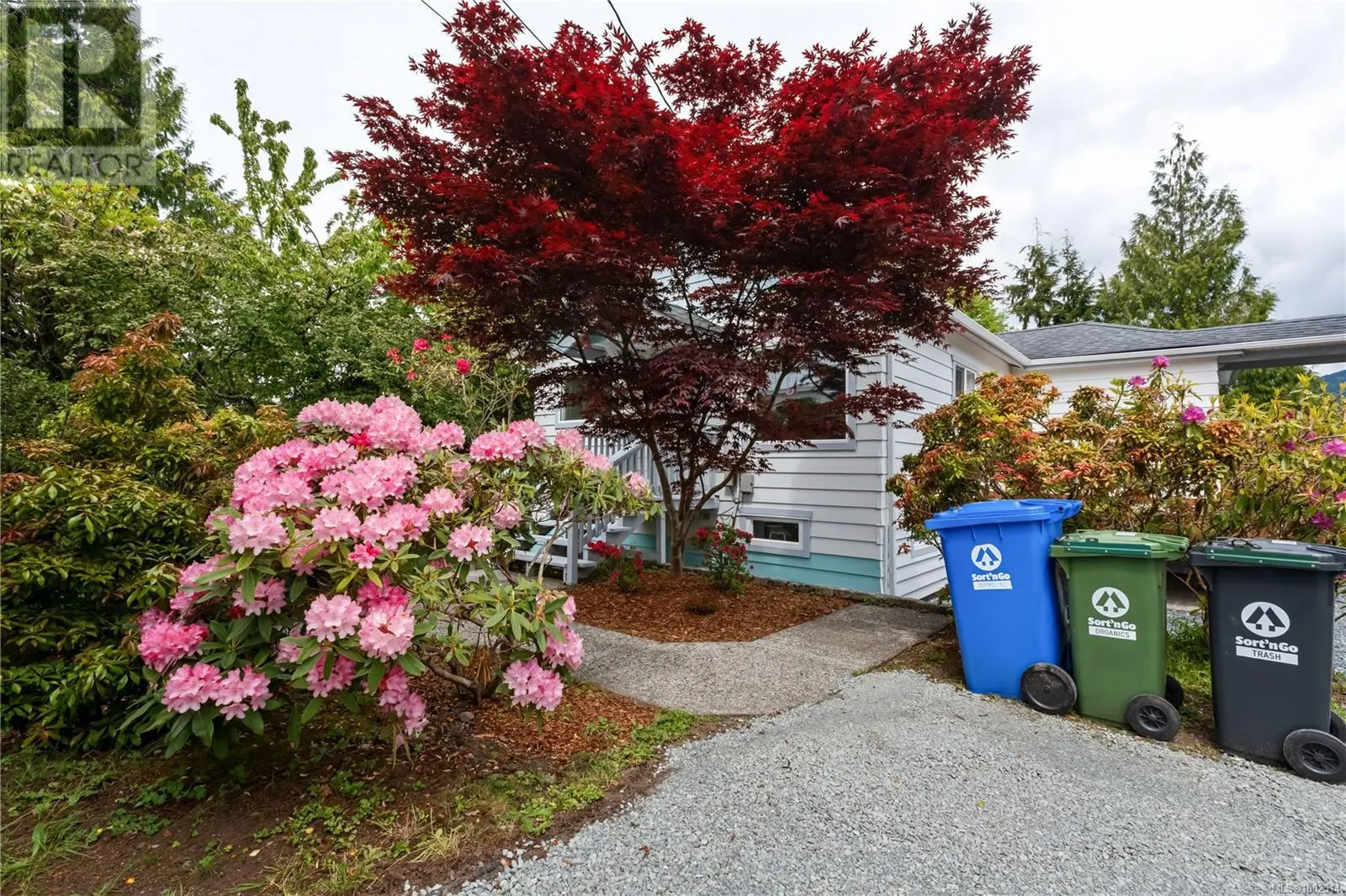 1527 Peninsula Rd