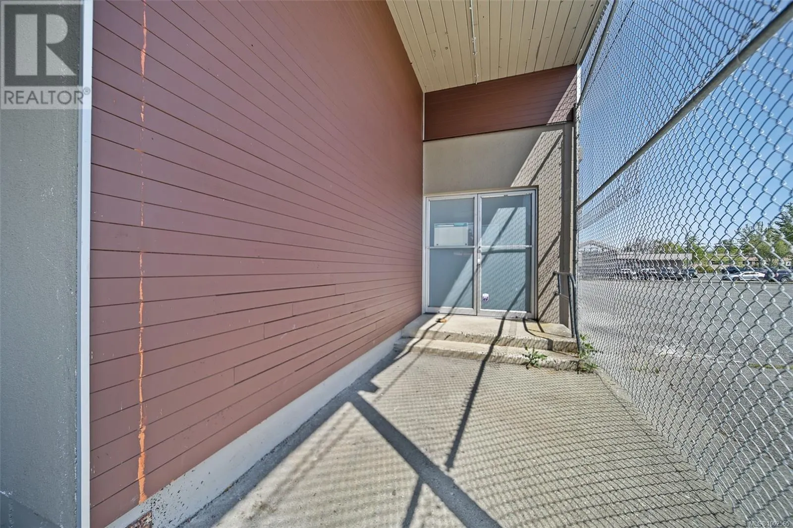 2889 3rd Ave