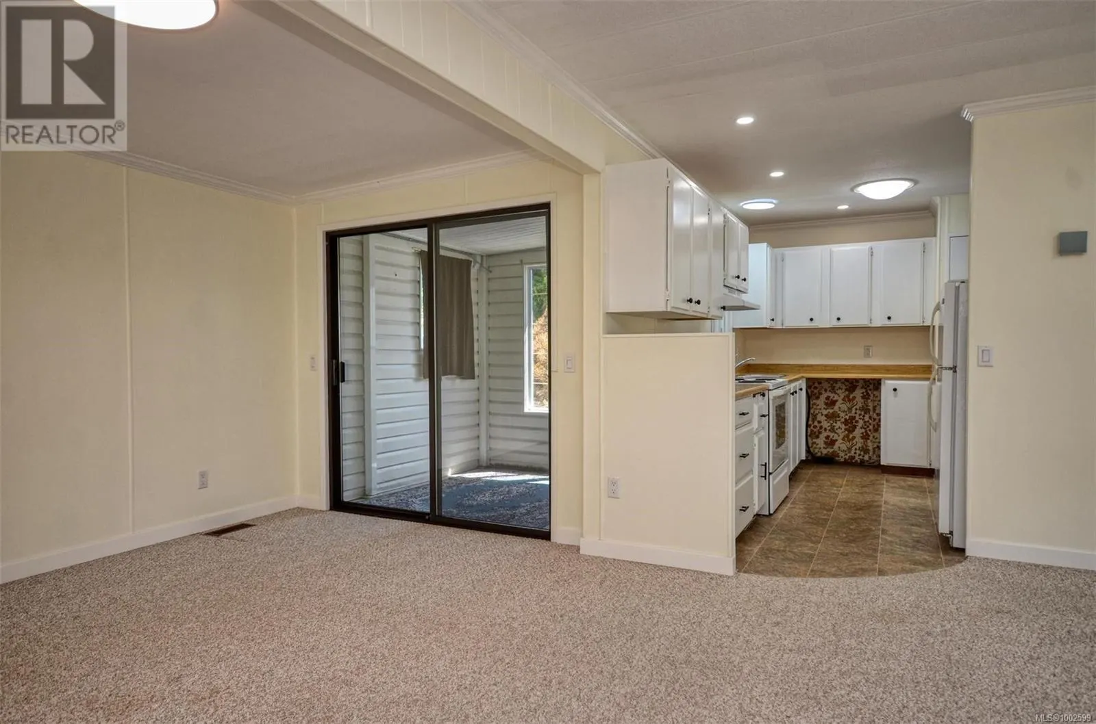 9379 Brookwood Dr