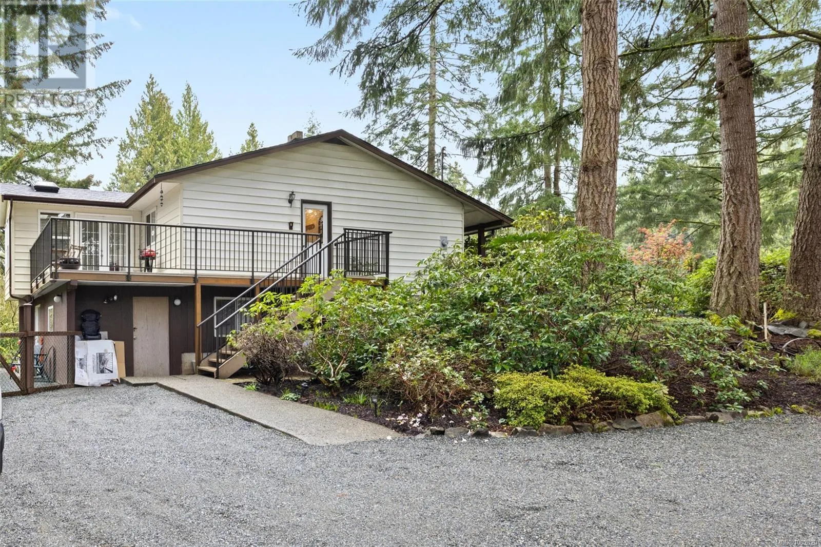 6650 Green Acres Way
