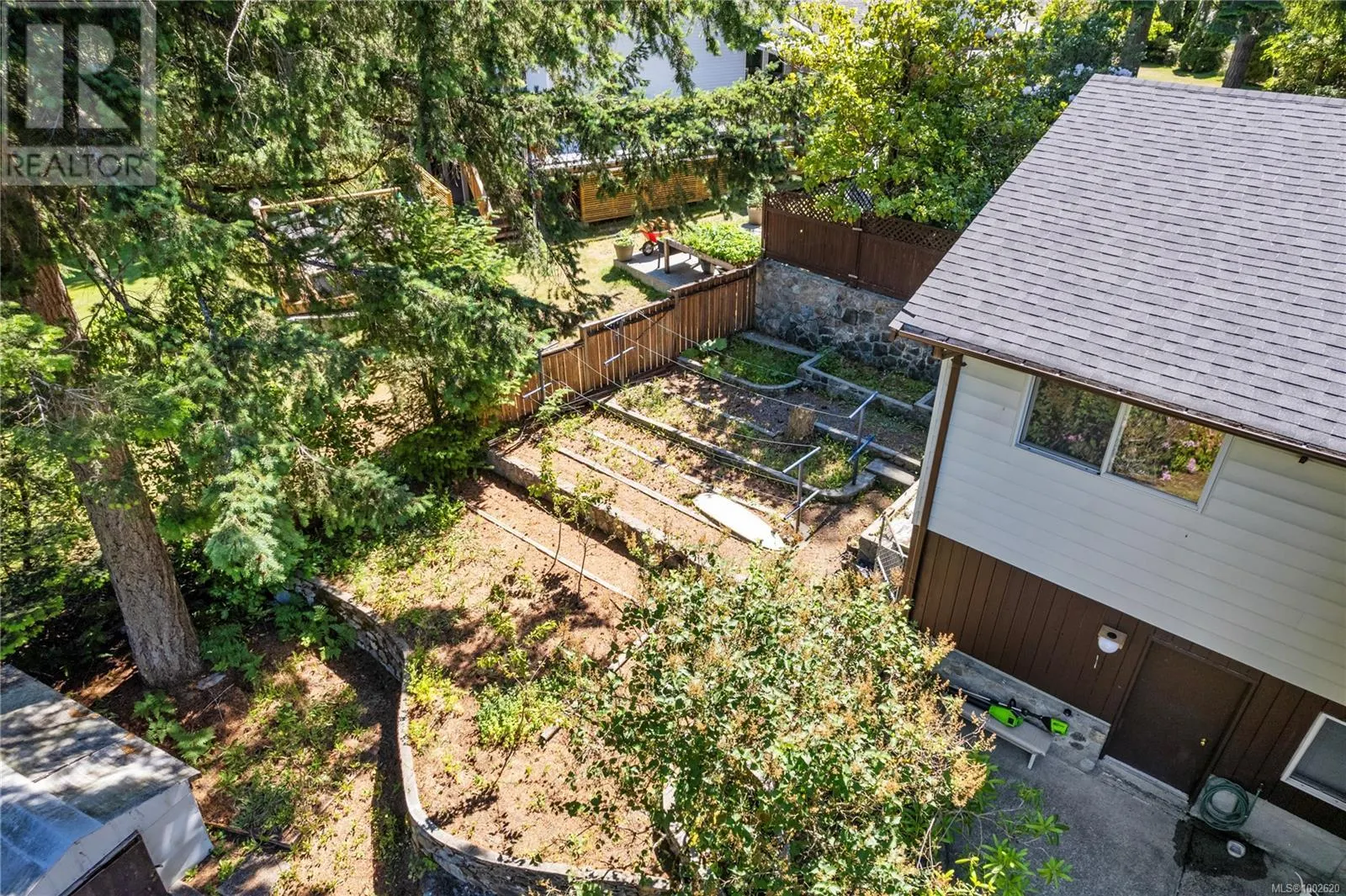 6650 Green Acres Way