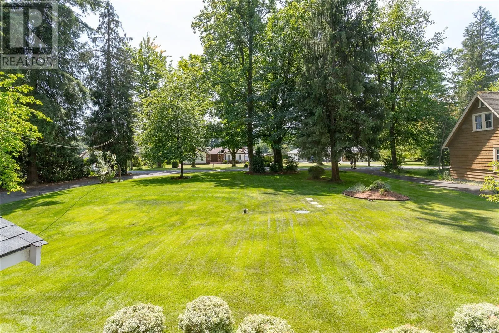 4724 Fairbridge Dr