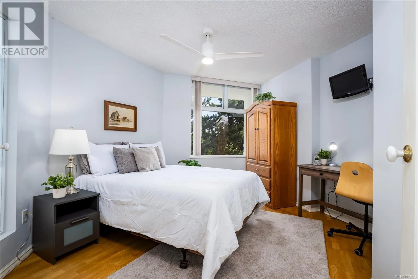 305 158 Promenade Dr