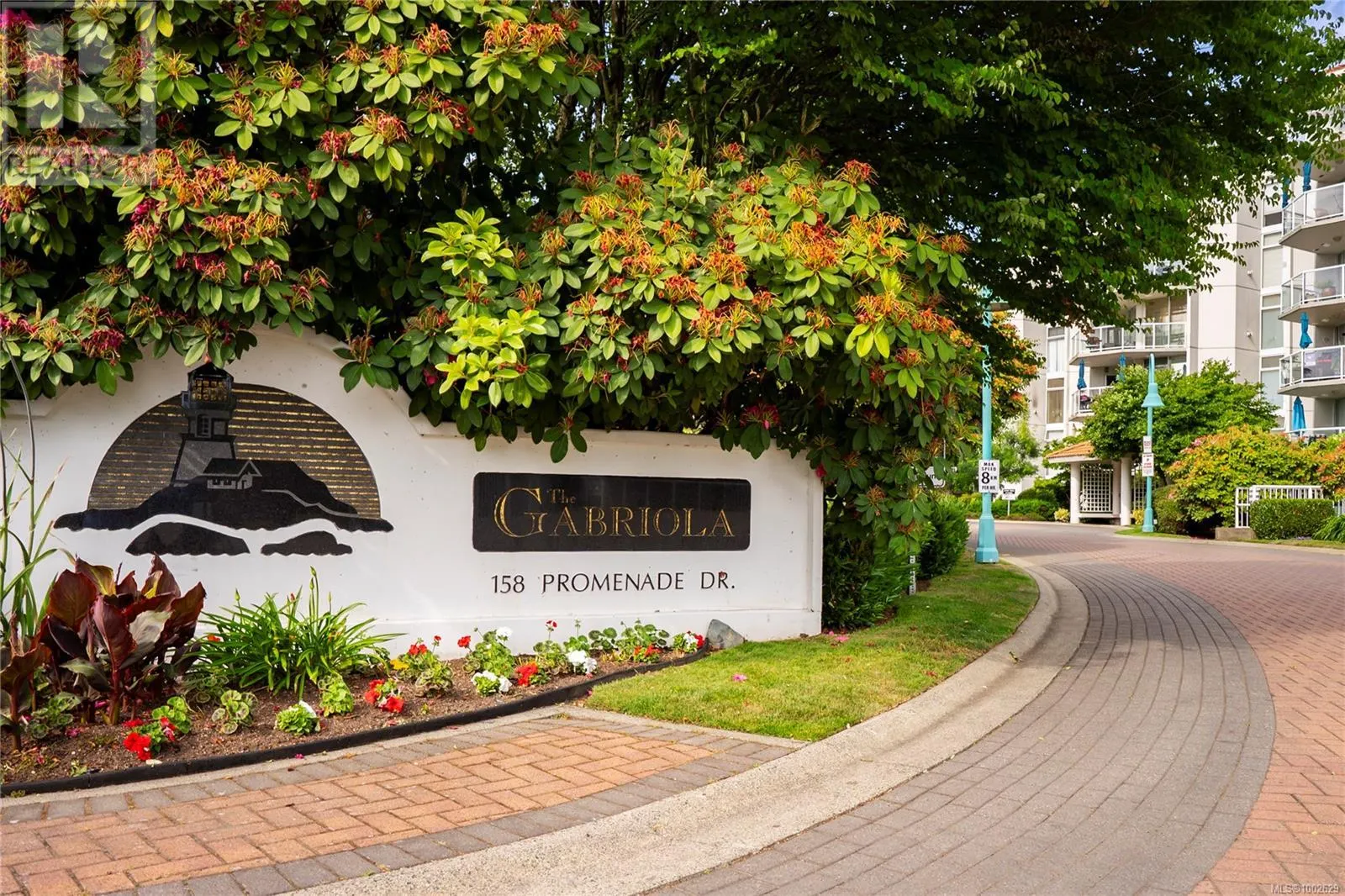 305 158 Promenade Dr