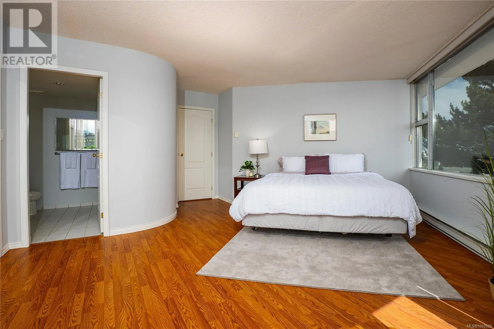 305 158 Promenade Dr