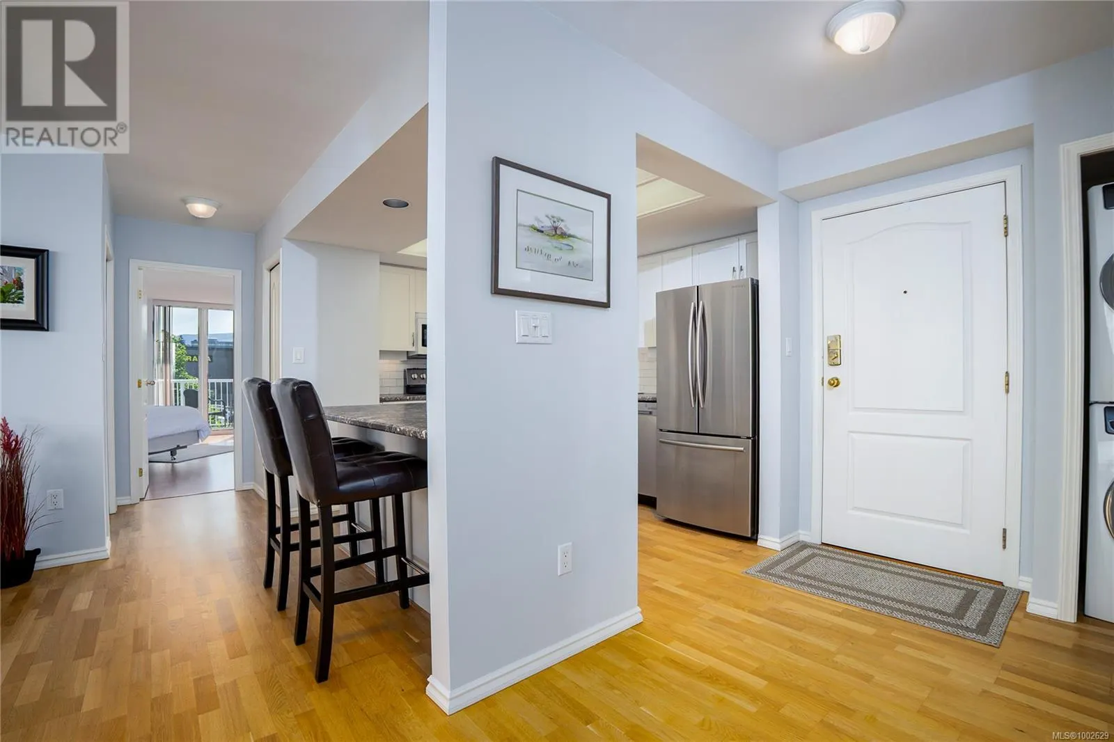 305 158 Promenade Dr