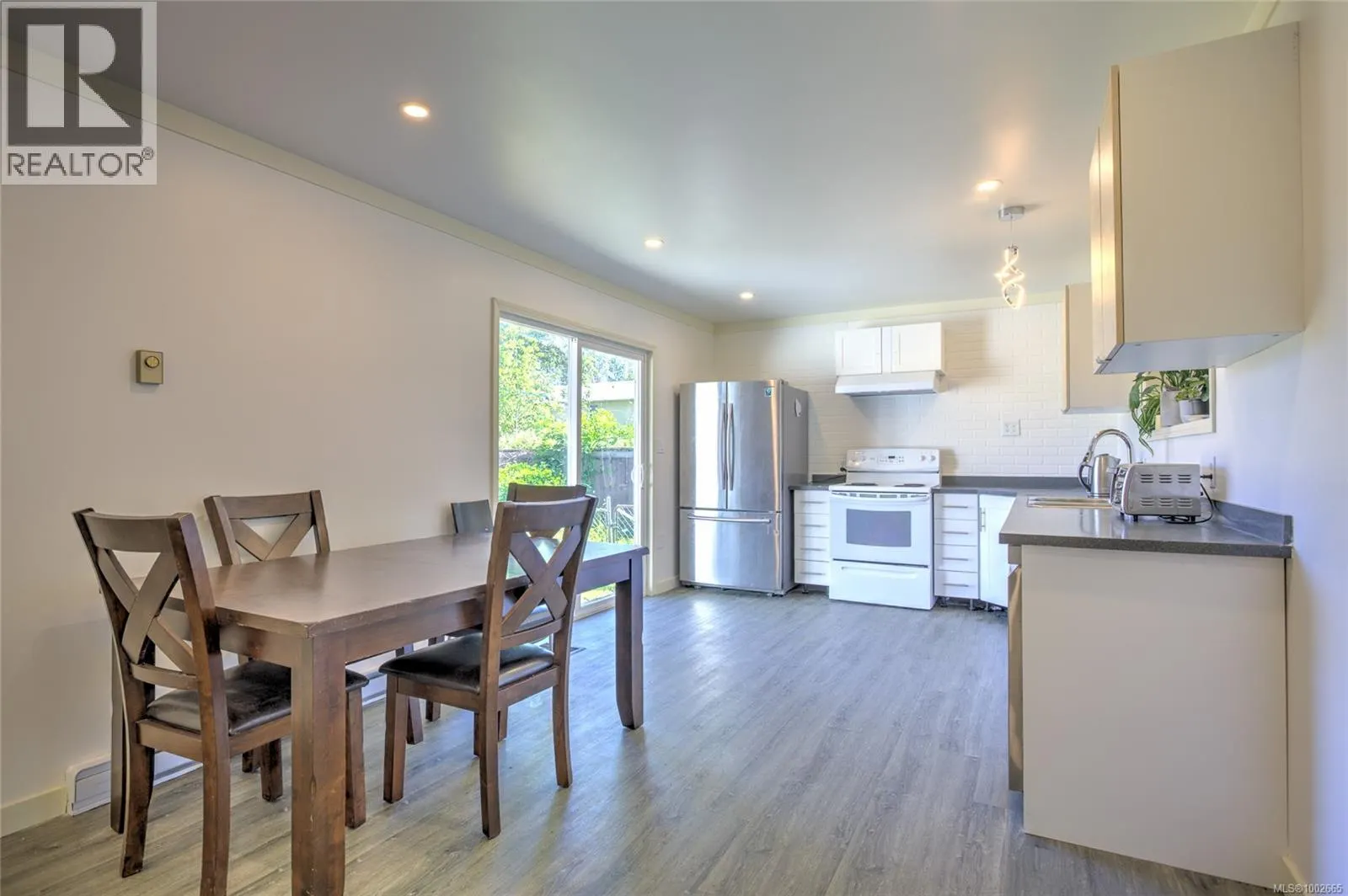 1091 Prevost Rd