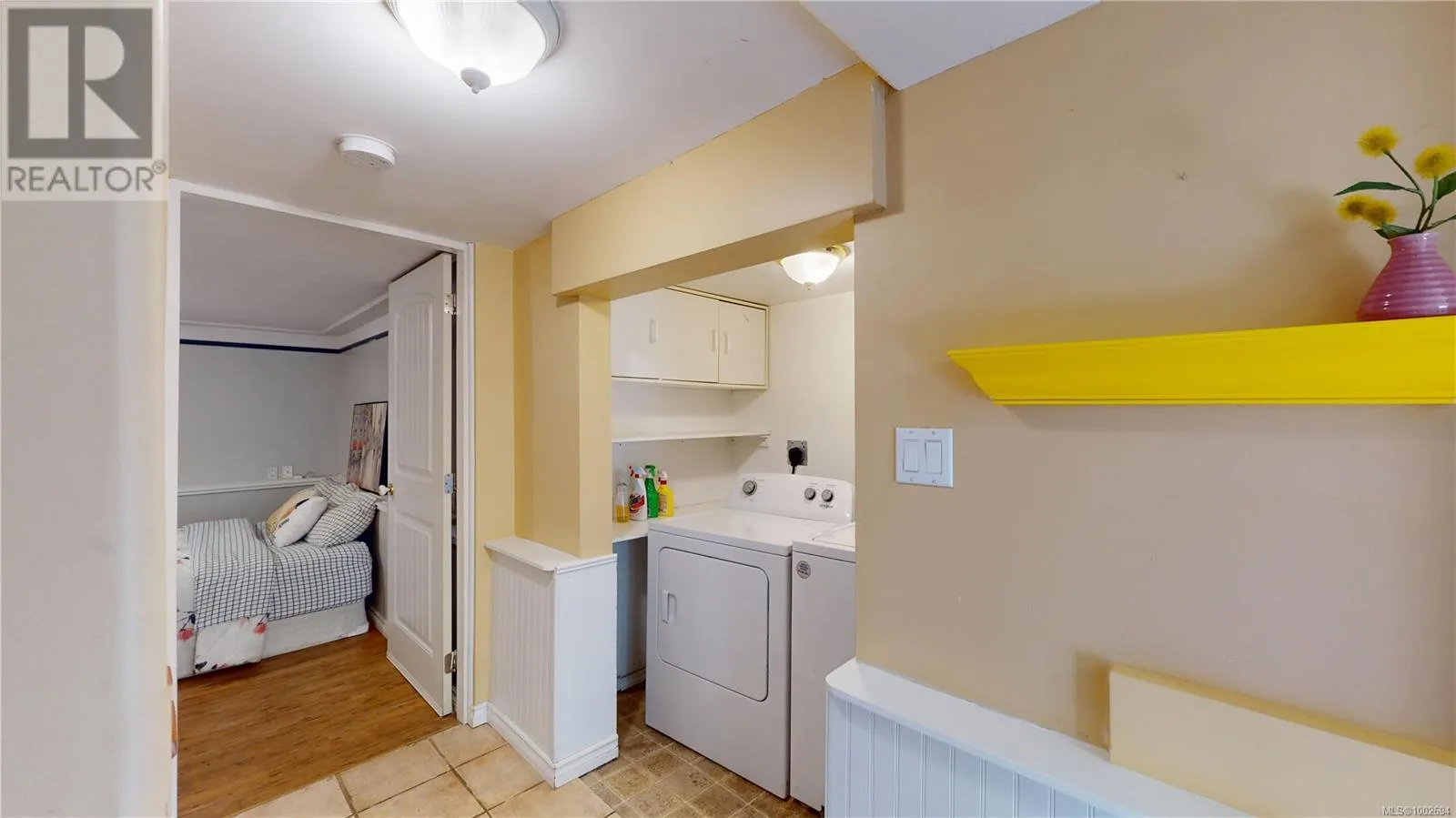 2139 Foul Bay Rd