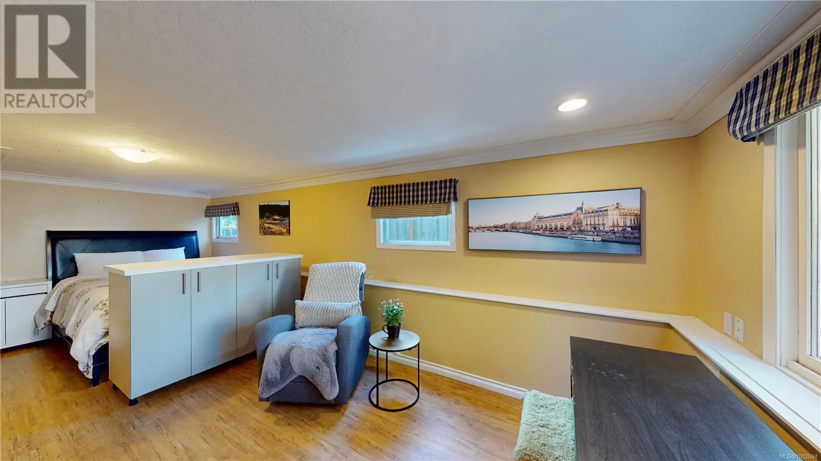 2139 Foul Bay Rd